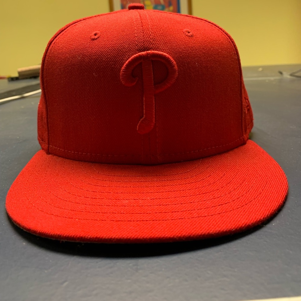 Red Philadelphia Phillies Baseball Cap